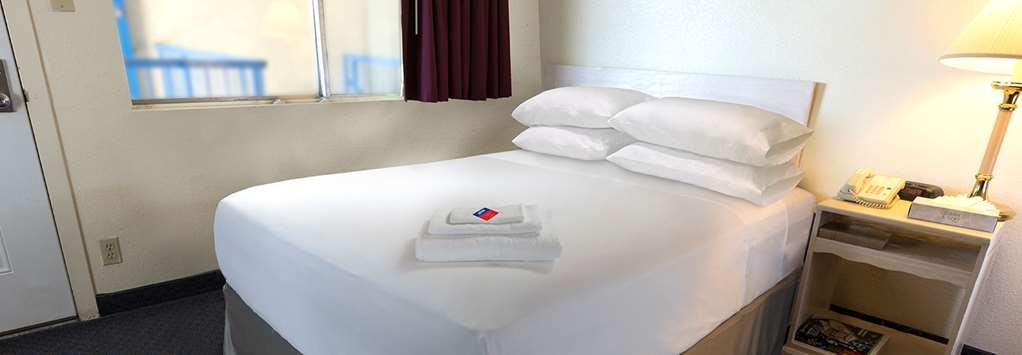Americas Best Value Inn Santa Rosa Bilik gambar
